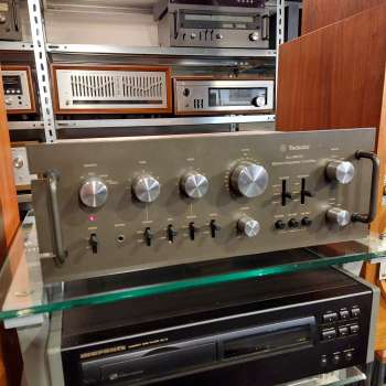 Technics SU-8600 Verstärker Spitzenmodell Japan 1975